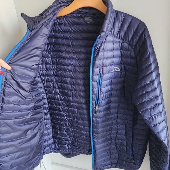 L.L. Bean Ultralight 850 Down Puffer Jacket - Men's size Large Navy Blue Downtek - Picture 6 of 10